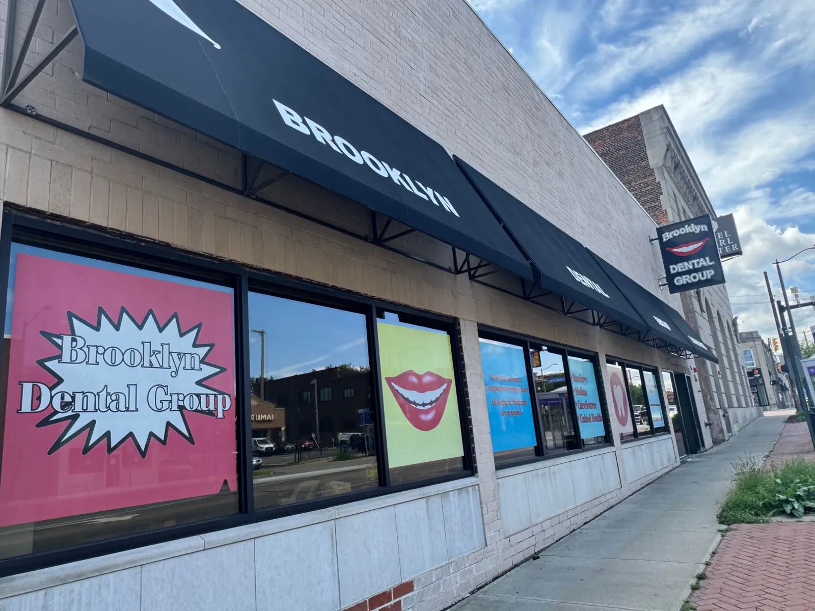 The Brooklyn Dental Group building at 4163 Pearl Road
